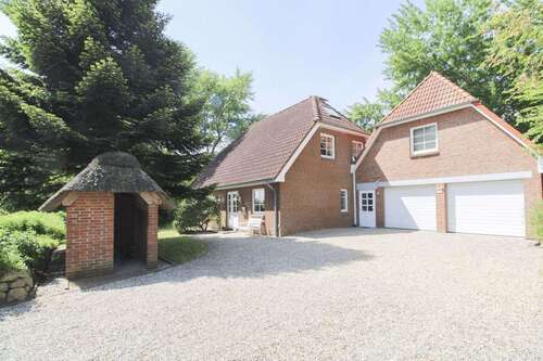 Foto - Haus zum Kaufen in Emmelsbüll-Horsbüll 449.000,00 € 114.18 m²