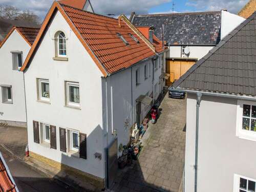 Foto - Haus zum Kaufen in Saulheim 499.000,00 € 209 m²