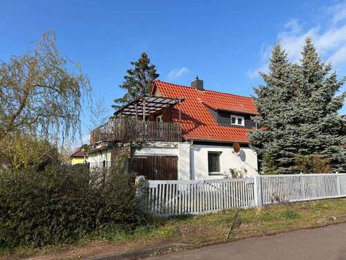 Foto - Haus zum Kaufen in Halle 149.000,00 € 96 m²