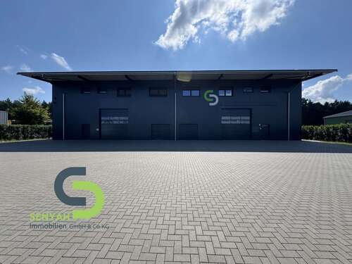 Foto - Halle in Ellerau 3.360,00 € 420 m²