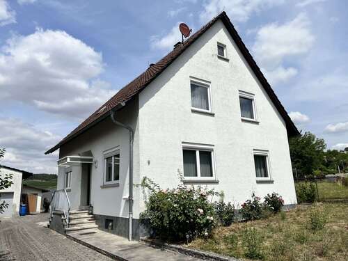 Foto - Haus zum Kaufen in Tauberbischofsheim Impfingen 210.000,00 € 156 m²
