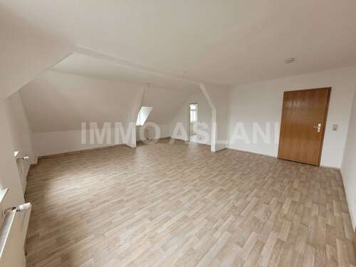 Foto - Wohnung zum Mieten in Limbach-Oberfrohna 400,00 € 80 m²
