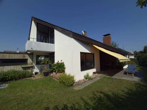 Foto - Haus zum Kaufen in Herrenberg 698.000,00 € 268.85 m²