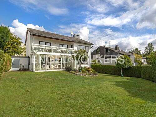 Foto - Haus zum Kaufen in Bad Soden am Taunus 1.390.000,00 € 215 m²