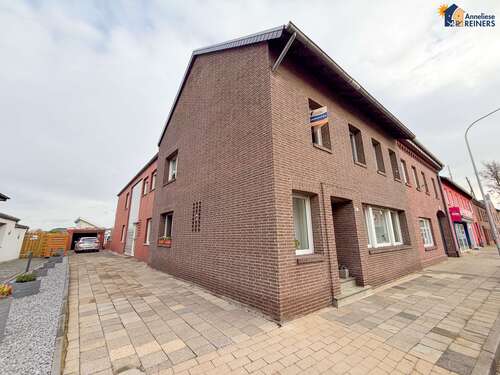 Foto - Haus zum Kaufen in Heinsberg 299.000,00 € 258 m²