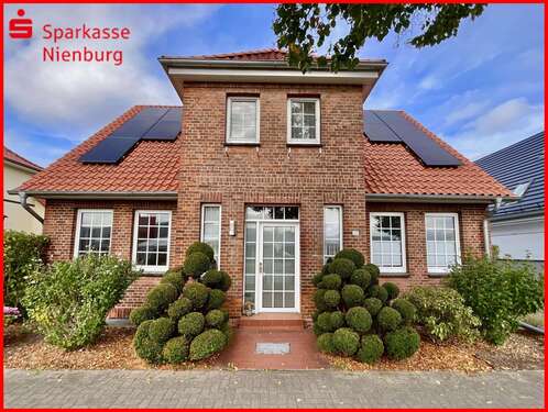 Foto - Haus zum Kaufen in Nienburg 299.000,00 € 148.8 m²