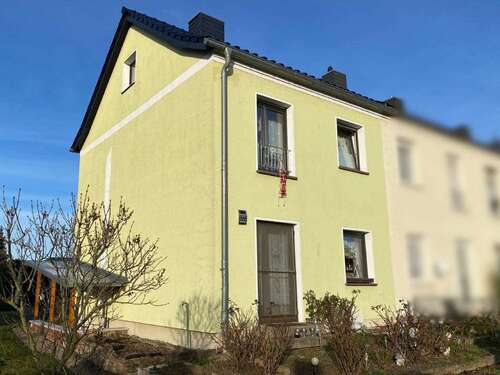 Foto - Haus zum Kaufen in Riesa 99.000,00 € 67 m²