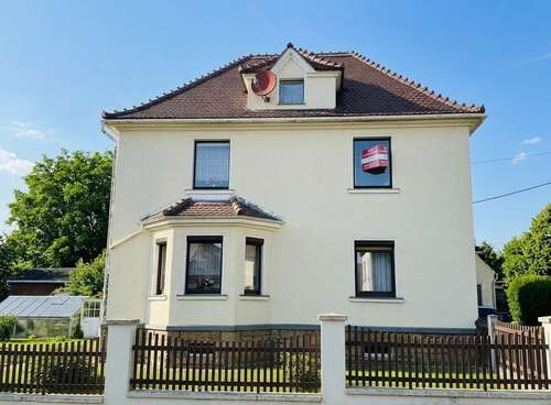 Foto - Haus zum Kaufen in Pulsnitz 248.000,00 € 170 m²