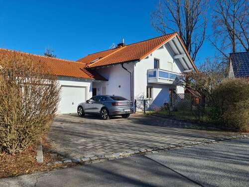 Foto - Haus zum Kaufen in Wallerfing 399.990,00 € 137 m²