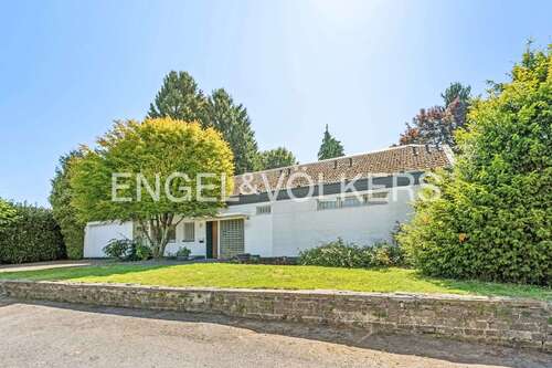 Foto - Haus zum Kaufen in Odenthal 595.000,00 € 203 m²