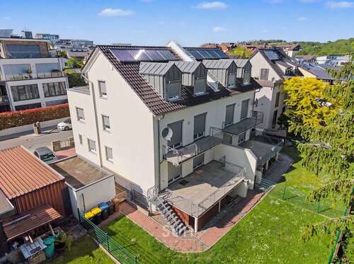 Foto - Haus zum Kaufen in Idstein 999.000,00 € 240 m²