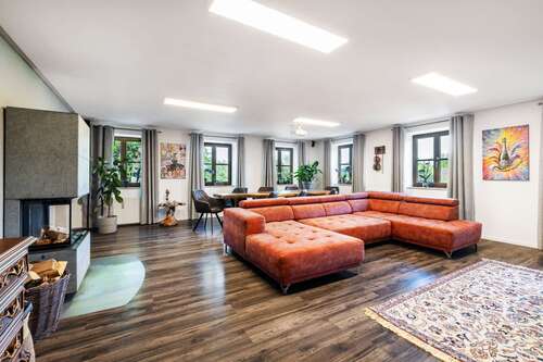 Foto - Haus zum Kaufen in Bockhorn 860.000,00 € 187.97 m²