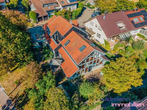 Foto - Haus zum Kaufen in Ditzingen-Hirschlanden 899.000,00 € 236 m²