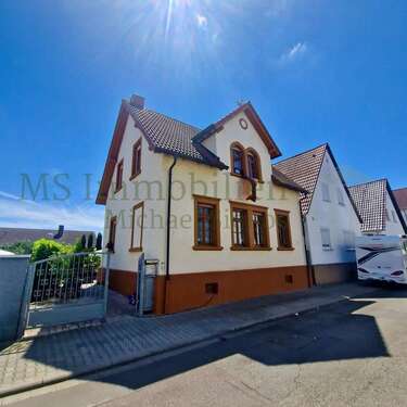 Foto - Haus zum Kaufen in Lampertheim 927.000,00 € 235 m²
