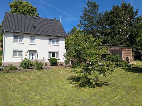 Foto - Haus zum Kaufen in Schmidthachenbach 269.000,00 € 157 m²