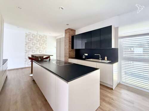 Foto - Haus zum Kaufen in Massenbachhausen 1.699.000,00 € 210 m²