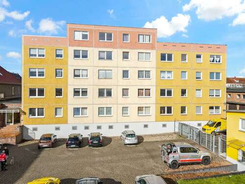 Foto - Wohnung zum Mieten in Halle 450,00 € 60 m²