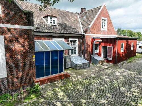 Foto - Haus zum Kaufen in Westoverledingen 149.500,00 € 480 m²
