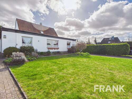 Foto - Haus zum Kaufen in Kronshagen 372.000,00 € 149 m²