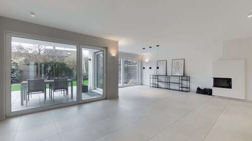 Foto - Haus zum Kaufen in Freiberg 879.000,00 € 187 m²