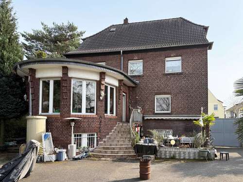 Foto - Haus zum Kaufen in Köln 950.000,00 € 310 m²
