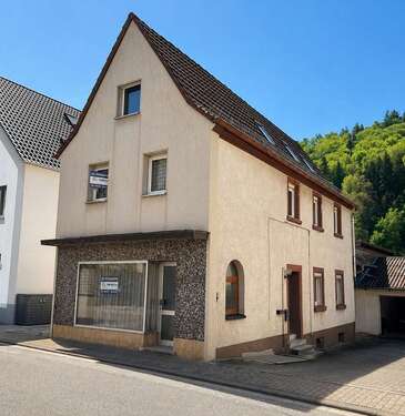 Foto - Haus zum Kaufen in Hinterweidenthal 113.000,00 € 140 m²