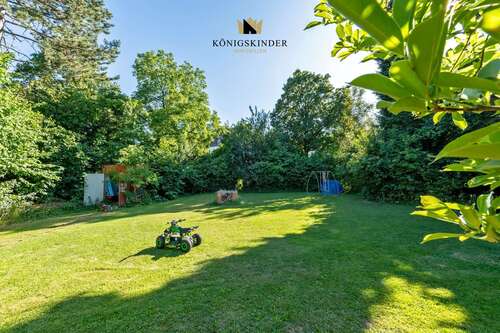 Foto - Haus zum Kaufen in Stuttgart 739.000,00 € 250 m²