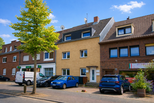 Foto - Haus zum Kaufen in Hürth-Gleuel 550.000,00 € 196 m²