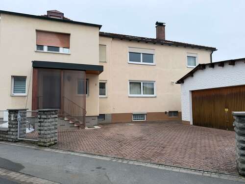 Foto - Haus zum Kaufen in Bayreuth 360.000,00 € 158.45 m²