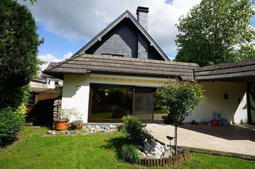 Foto - Haus zum Mieten in Leverkusen 2.850,00 € 175 m²