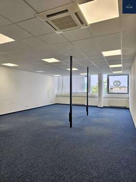 Foto - Büro in Leonberg 4.800,00 € 480 m²