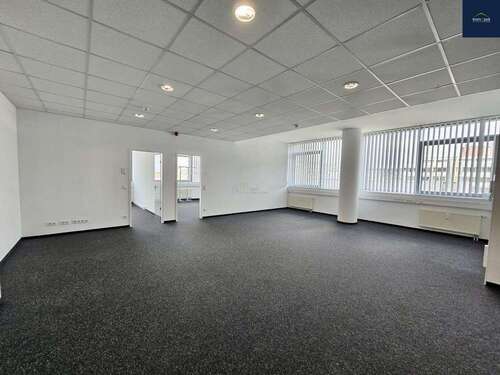 Foto - Büro in Leonberg 1.420,00 € 142 m²