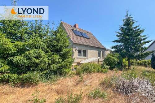 Foto - Haus zum Kaufen in Endorf 80.500,00 € 120.9 m²