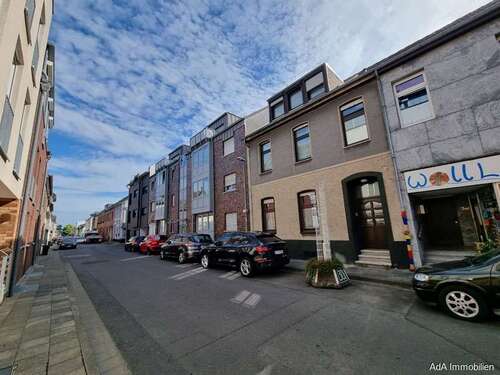 Foto - Haus zum Kaufen in Krefeld 298.000,00 € 170 m²