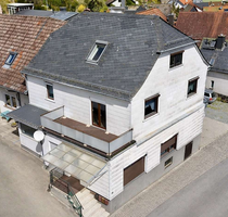 Haus zum Kaufen in Schmitten im Taunus 399.000,00 € 356 m²