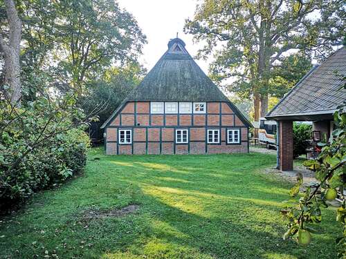 Foto - Haus zum Mieten in Norderstedt 2.200,00 € 179 m²