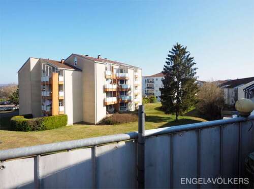 Foto - Wohnung zum Kaufen in Homburg 139.000,00 € 71 m²