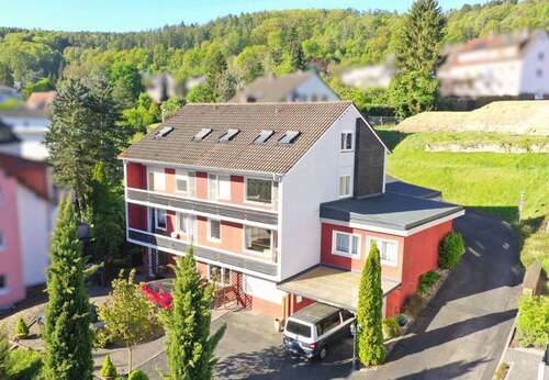 Foto - Haus zum Kaufen in Bad Orb 469.000,00 € 320 m²