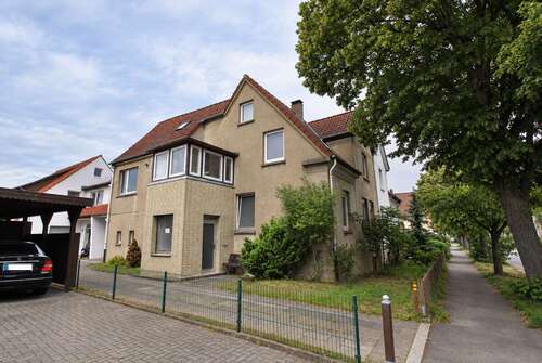 Foto - Haus zum Kaufen in Lage 50.000,00 € 182 m²