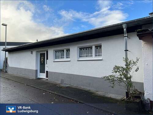 Foto - Haus zum Kaufen in Sachsenheim 350.000,00 € 111 m²