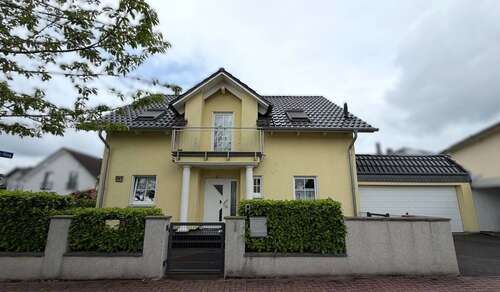 Foto - Haus zum Kaufen in Langenselbold 649.000,00 € 140 m²
