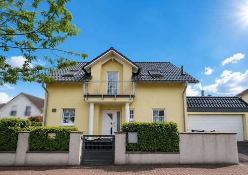 Foto - Haus zum Kaufen in Langenselbold 649.000,00 € 140 m²