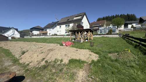Foto - Grundstück zu verkaufen in Breidenbach Wiesenbach 29.900,00 € 637 m²