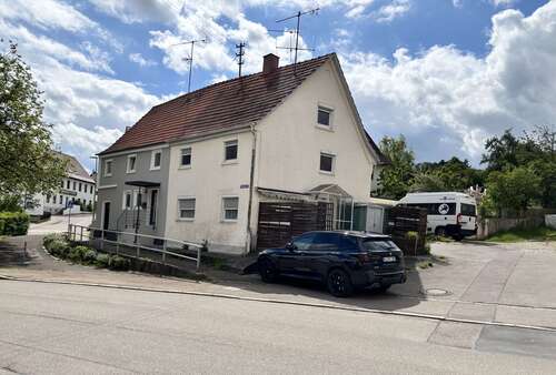 Foto - Haus zum Kaufen in Elchingen (Unterelchingen) 299.000,00 € 77.49 m²