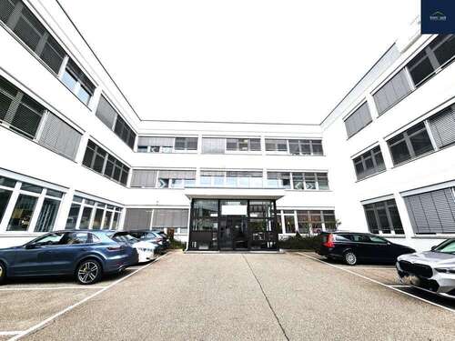 Foto - Büro in Leonberg 2.160,00 € 270 m²