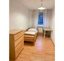 WG-Zimmer in Berlin 630,00 € 10 m²