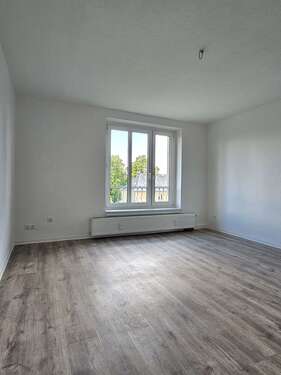 Foto - Wohnung zum Mieten in Jahnatal 325,00 € 58 m²