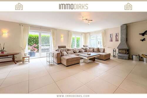 Foto - Haus zum Kaufen in Emden 647.000,00 € 277 m²