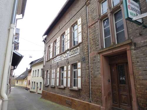 Foto - Haus zum Kaufen in Münster-Sarmsheim 250.000,00 € 550 m²