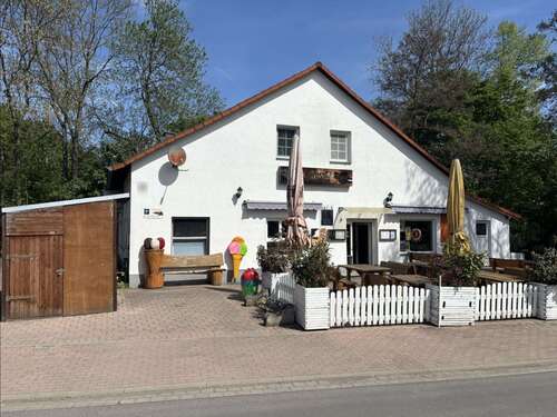 Foto - Haus zum Kaufen in Neukieritzsch 340.000,00 € 80.41 m²